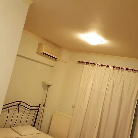 Alexander Guest house *