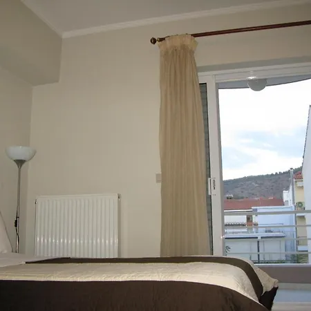 Alexander Guest house